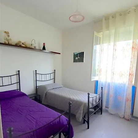 Apartamento Casa Fronte Con Posto Auto Coperto Riservato Sperlonga